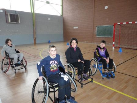 Basket en fauteuil (Kévin, Mme MARECHAL, Nicolas)